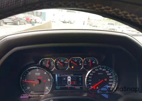 2018 Chevrolet Silverado 1500 1Lz z USA, uszkodzony, nr VIN 3GCUKSECXJG222844